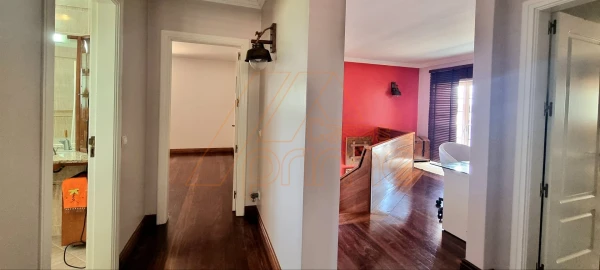 Moradia T7 para Venda em Santa Clara e Castelo Viegas