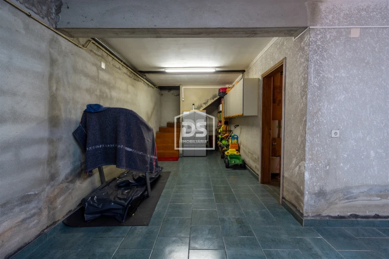 Moradia T4 para Venda em Gondemaria e Olival Foto 40