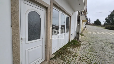 Moradia T2 para Venda em Sabugal e Aldeia de Santo António