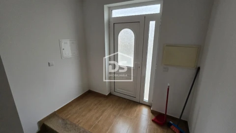 Moradia T2 para Venda em Sabugal e Aldeia de Santo António