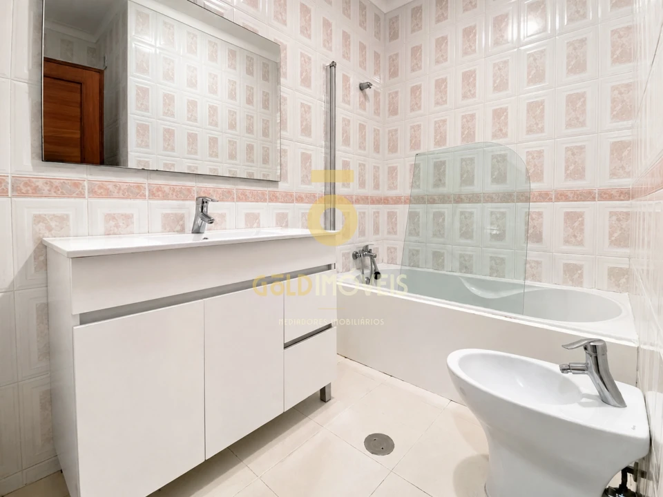Apartamento T3 para Arrendamento em O. Azeméis, Riba-Ul, Ul, Macinhata Seixa, Madail Foto 17