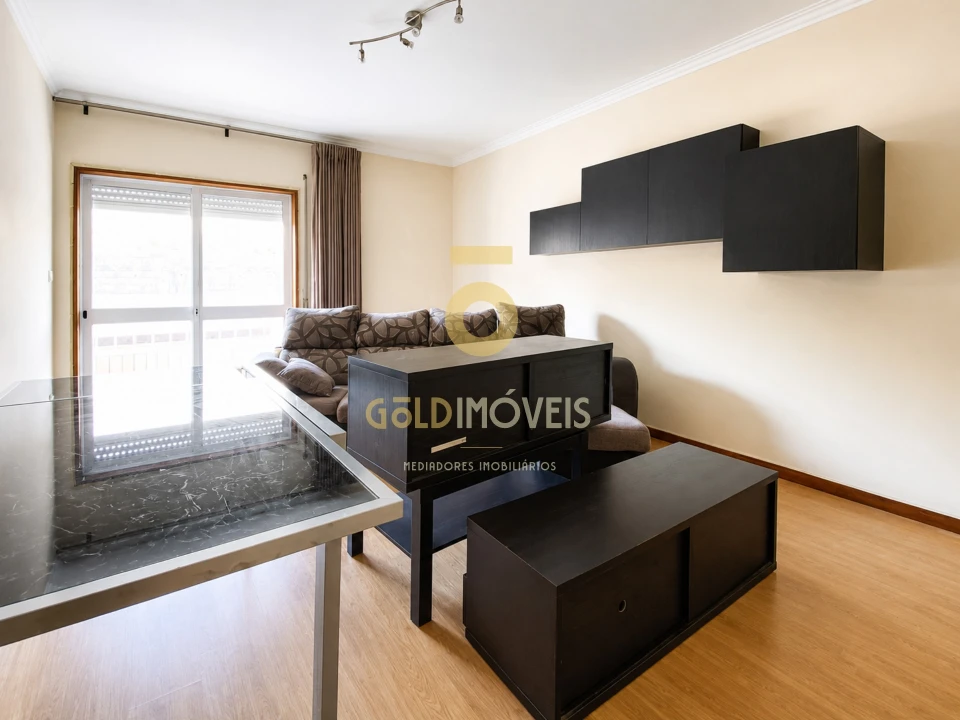Apartamento T3 para Arrendamento em O. Azeméis, Riba-Ul, Ul, Macinhata Seixa, Madail Foto 5