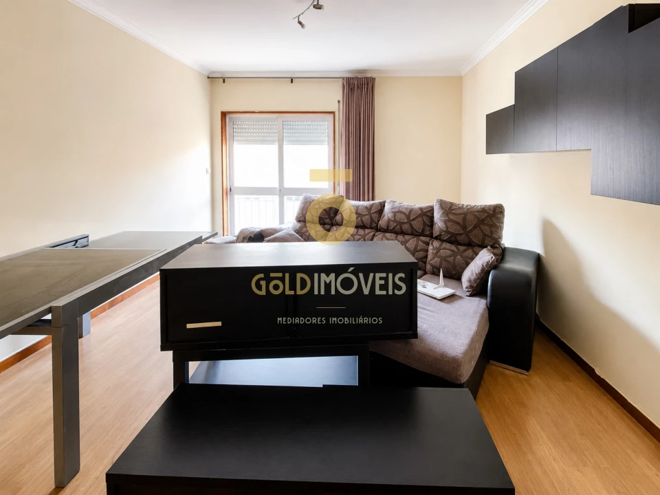 Apartamento T3 para Arrendamento em O. Azeméis, Riba-Ul, Ul, Macinhata Seixa, Madail Foto 4