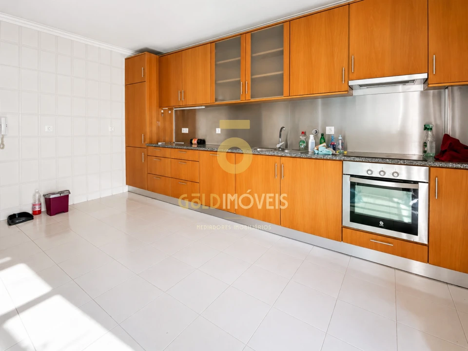 Apartamento T3 para Arrendamento em O. Azeméis, Riba-Ul, Ul, Macinhata Seixa, Madail Foto 2