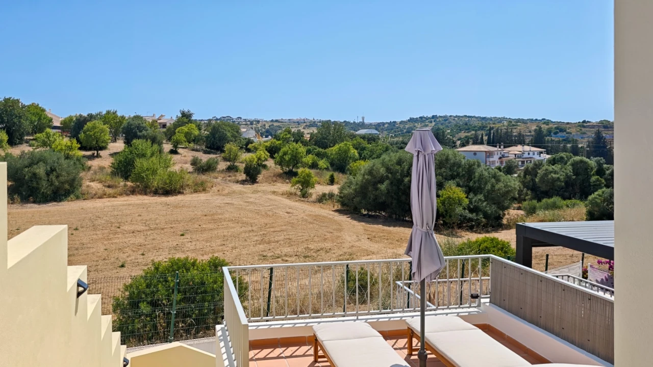 Moradia T2 para Venda em Albufeira e Olhos de Água Foto 50