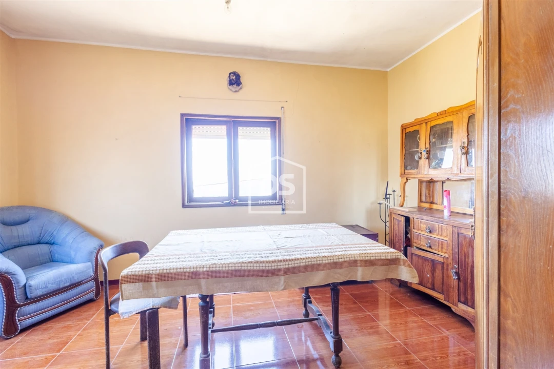 Moradia T2 para Venda em Eja Foto 27