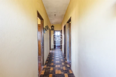Moradia T2 para Venda em Eja
