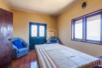 Moradia T2 para Venda em Eja