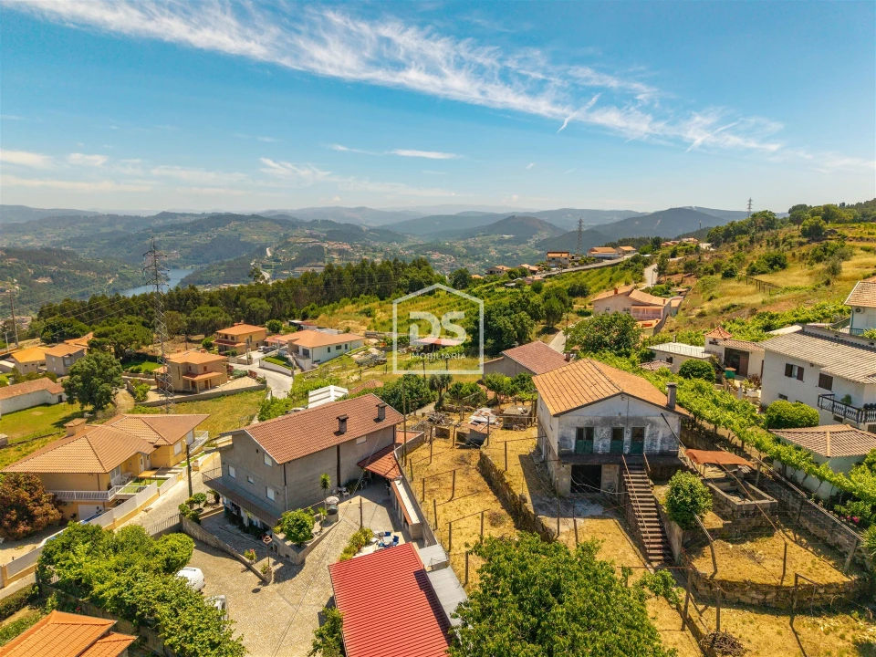Moradia T2 para Venda em Eja Foto 9