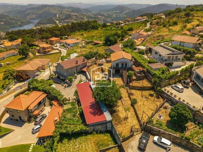 Moradia T2 para Venda em Eja Foto 8
