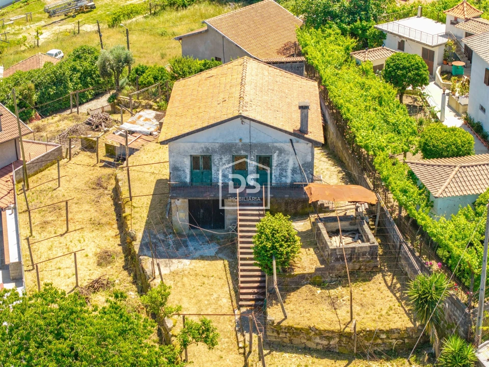 Moradia T2 para Venda em Eja Foto 7