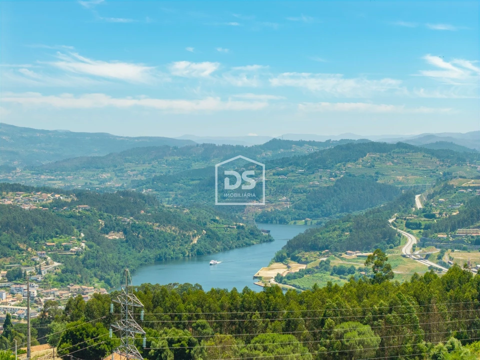 Moradia T2 para Venda em Eja Foto 11