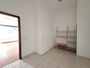 Loja para Venda em Covilhã e Canhoso