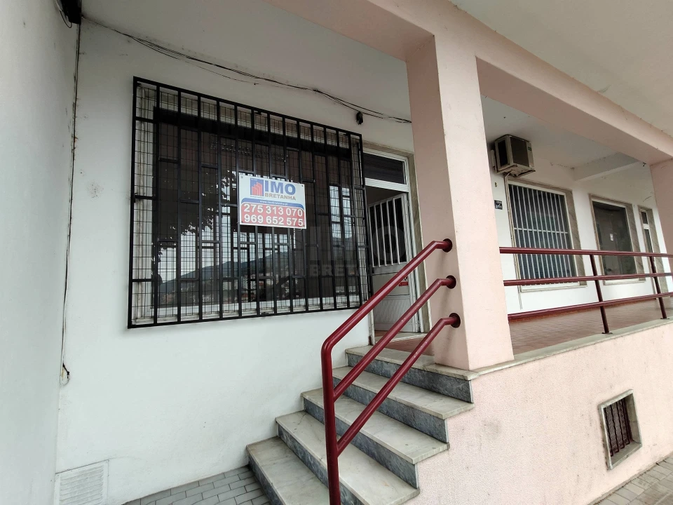 Loja para Venda em Covilhã e Canhoso Foto 11