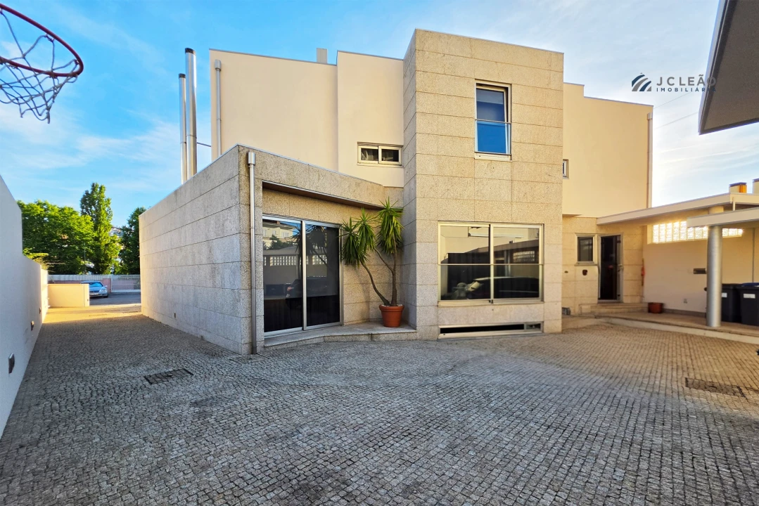Moradia T4 para Venda em Valongo Foto 29
