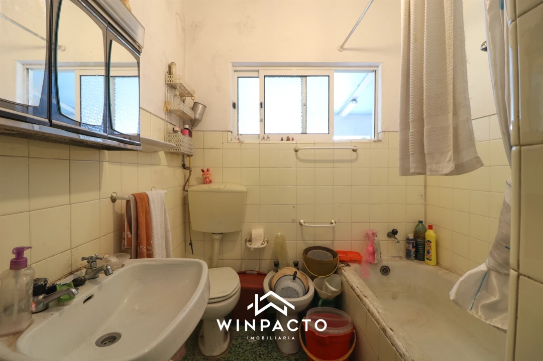 Moradia T4 para Venda em Canas de Senhorim Foto 35