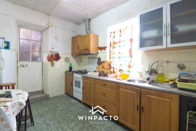 Moradia T4 para Venda em Canas de Senhorim