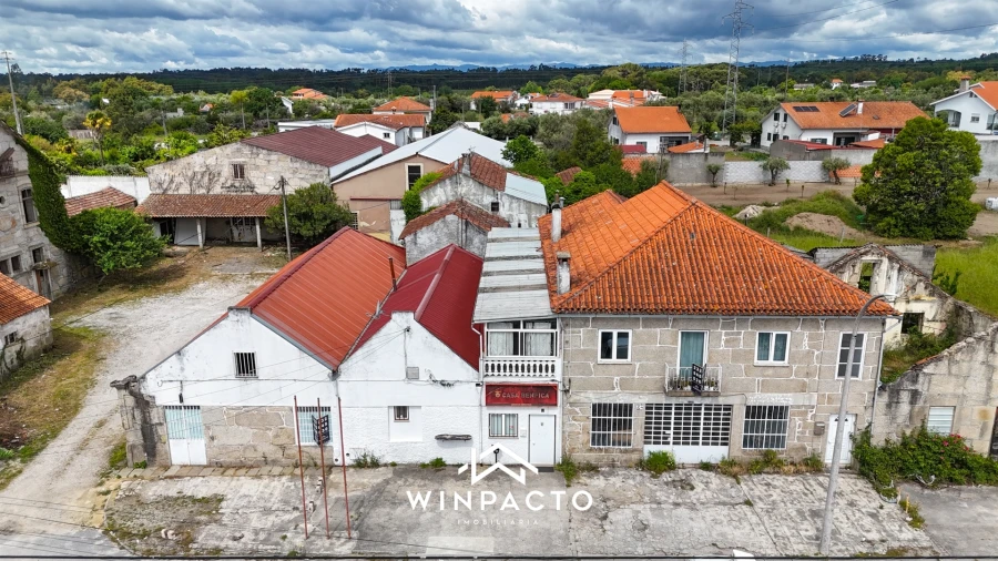 Moradia T4 para Venda em Canas de Senhorim Foto 2