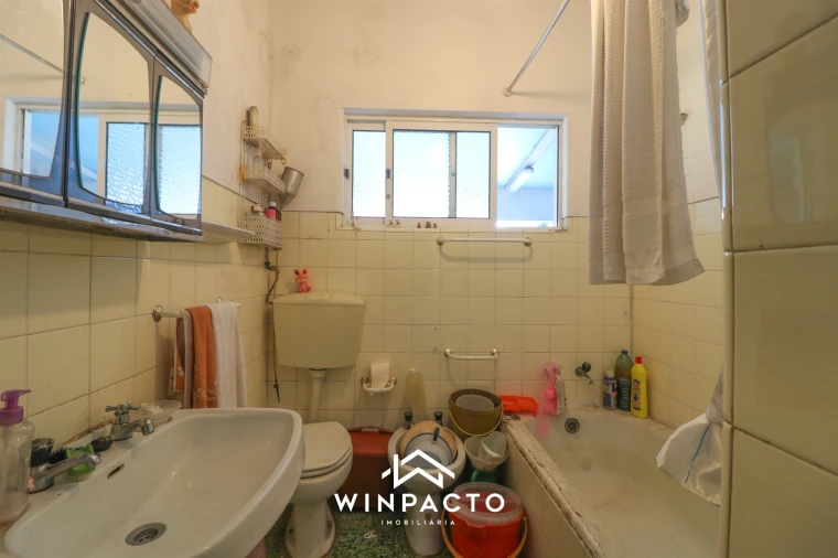 Moradia T4 para Venda em Canas de Senhorim Foto 34
