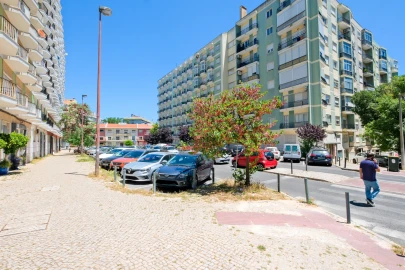 Apartamento T2 para Venda em Benfica