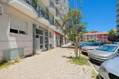 Apartamento T2 para Venda em Benfica