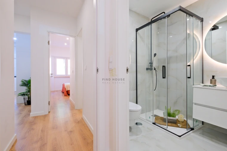 Apartamento T2 para Venda em Benfica Foto 14