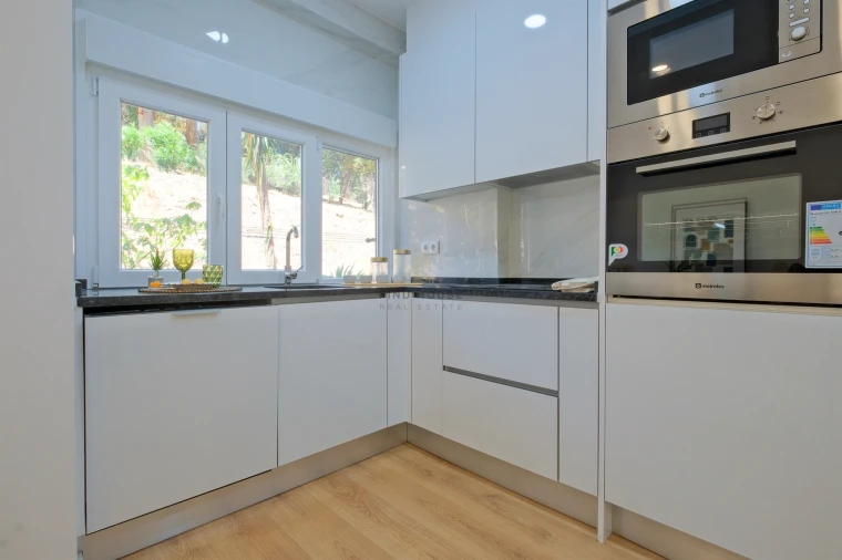 Apartamento T2 para Venda em Benfica Foto 7