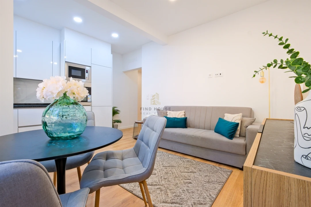 Apartamento T2 para Venda em Benfica Foto 6