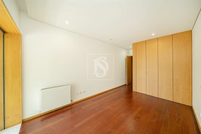 Apartamento T1 para Arrendamento em Póvoa de Varzim, Beiriz e Argivai
