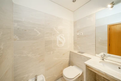 Apartamento T1 para Arrendamento em Póvoa de Varzim, Beiriz e Argivai
