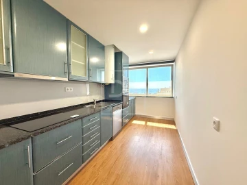 Apartamento T1 para Venda em Póvoa de Varzim, Beiriz e Argivai