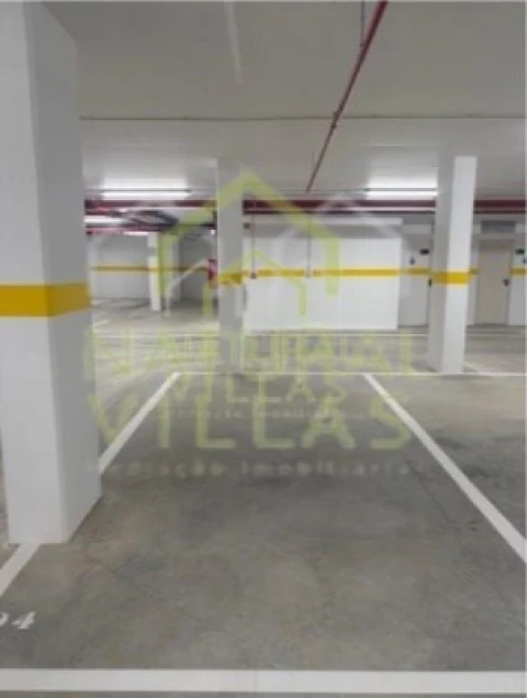 Apartamento T2 para Venda em Faro (Sé e São Pedro)