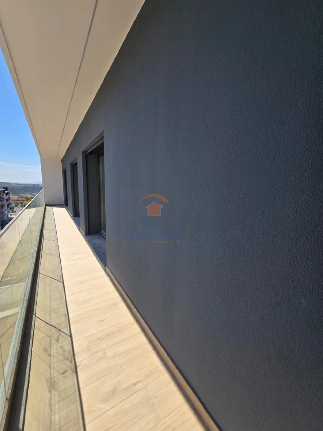 Apartamento T2 para Venda em Santo António dos Cavaleiros e Frielas Foto 6