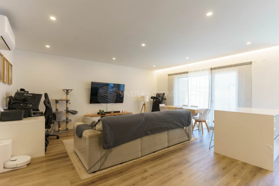 Apartamento T2 para Venda em Rio de Mouro Foto 4