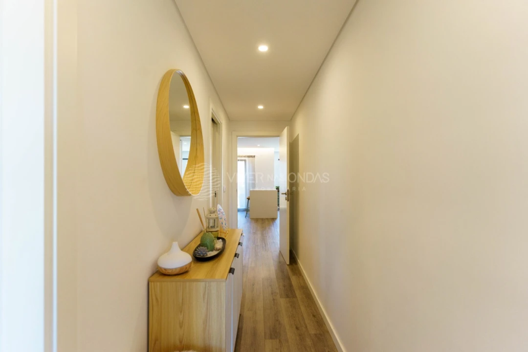 Apartamento T2 para Venda em Rio de Mouro Foto 28