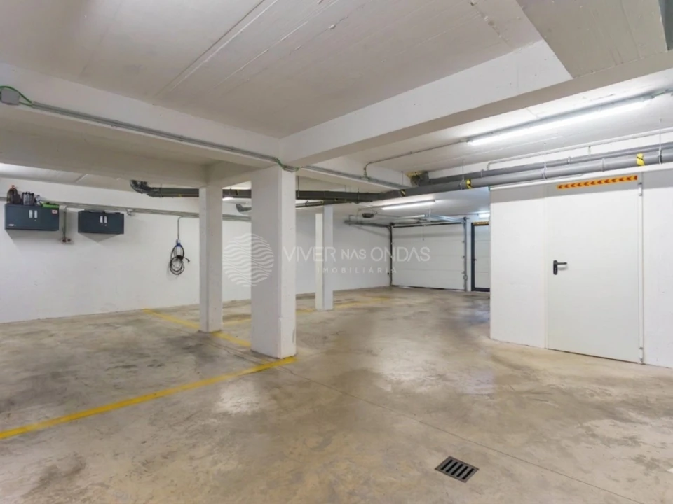 Apartamento T2 para Venda em Rio de Mouro Foto 29