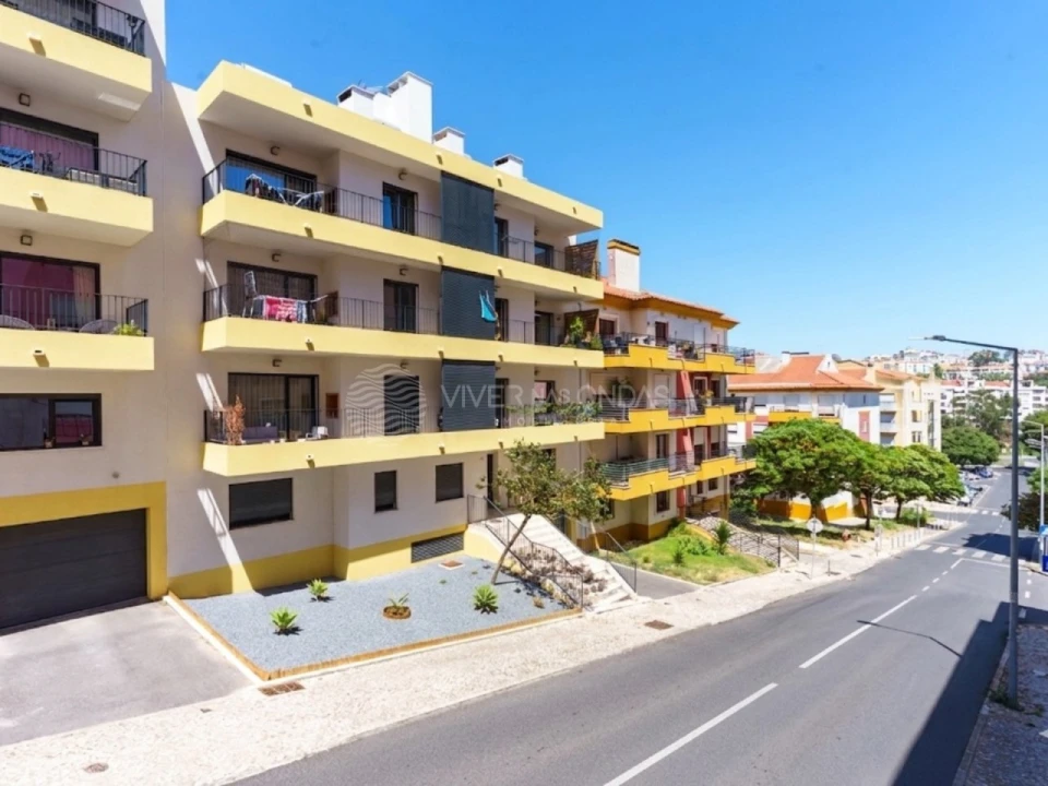 Apartamento T2 para Venda em Rio de Mouro Foto 30