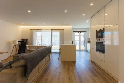Apartamento T2 para Venda em Rio de Mouro
