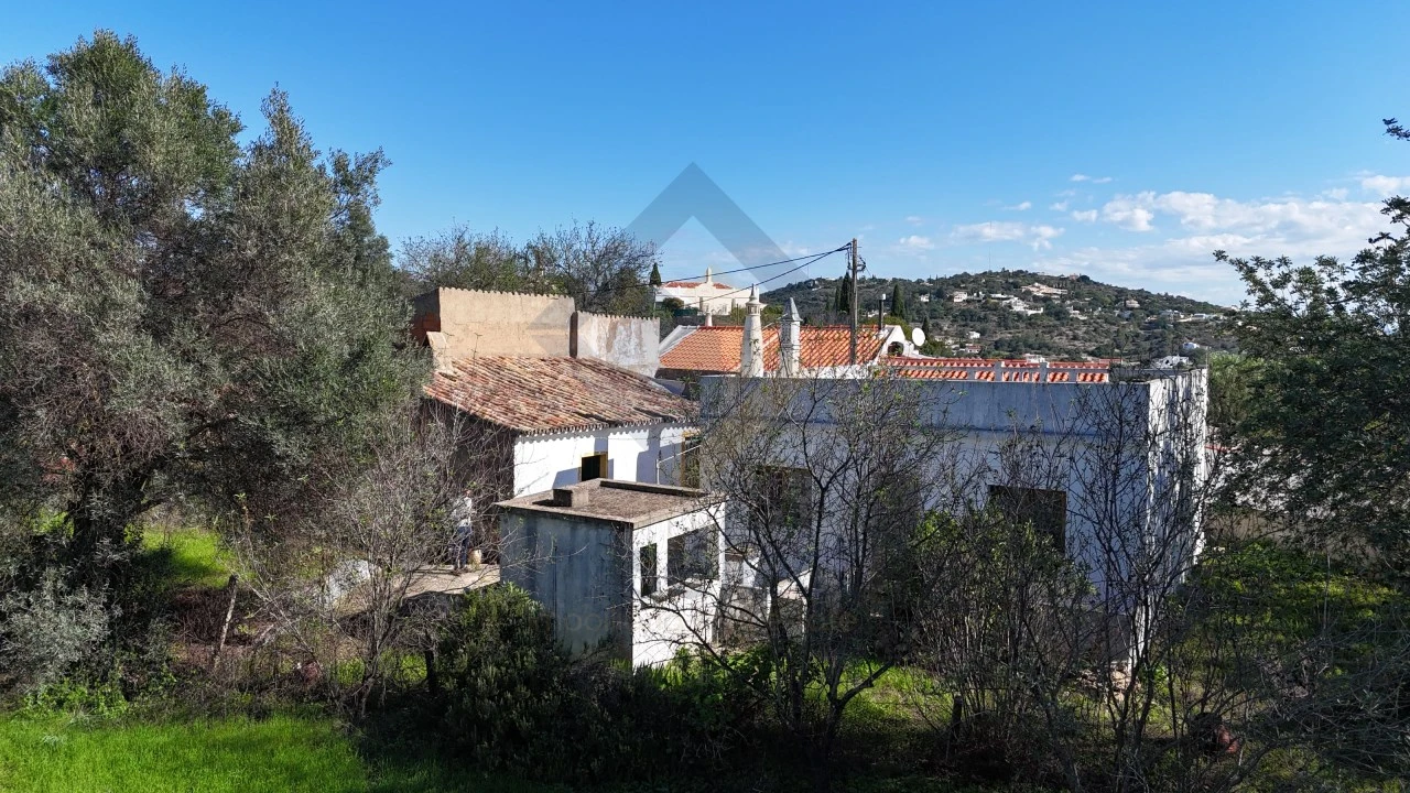 Moradia T2 para Venda em Loule (São Sebastião) Foto 26