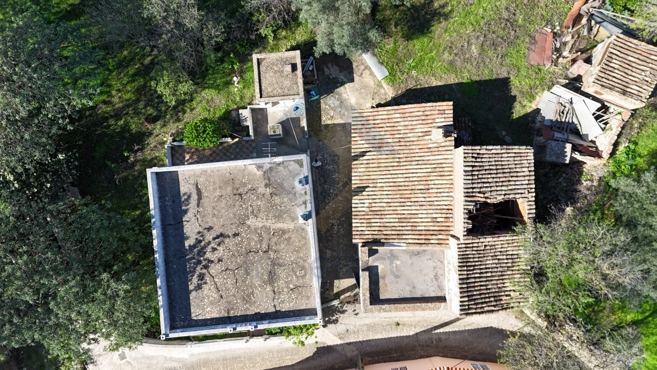 Moradia T2 para Venda em Loule (São Sebastião) Foto 27