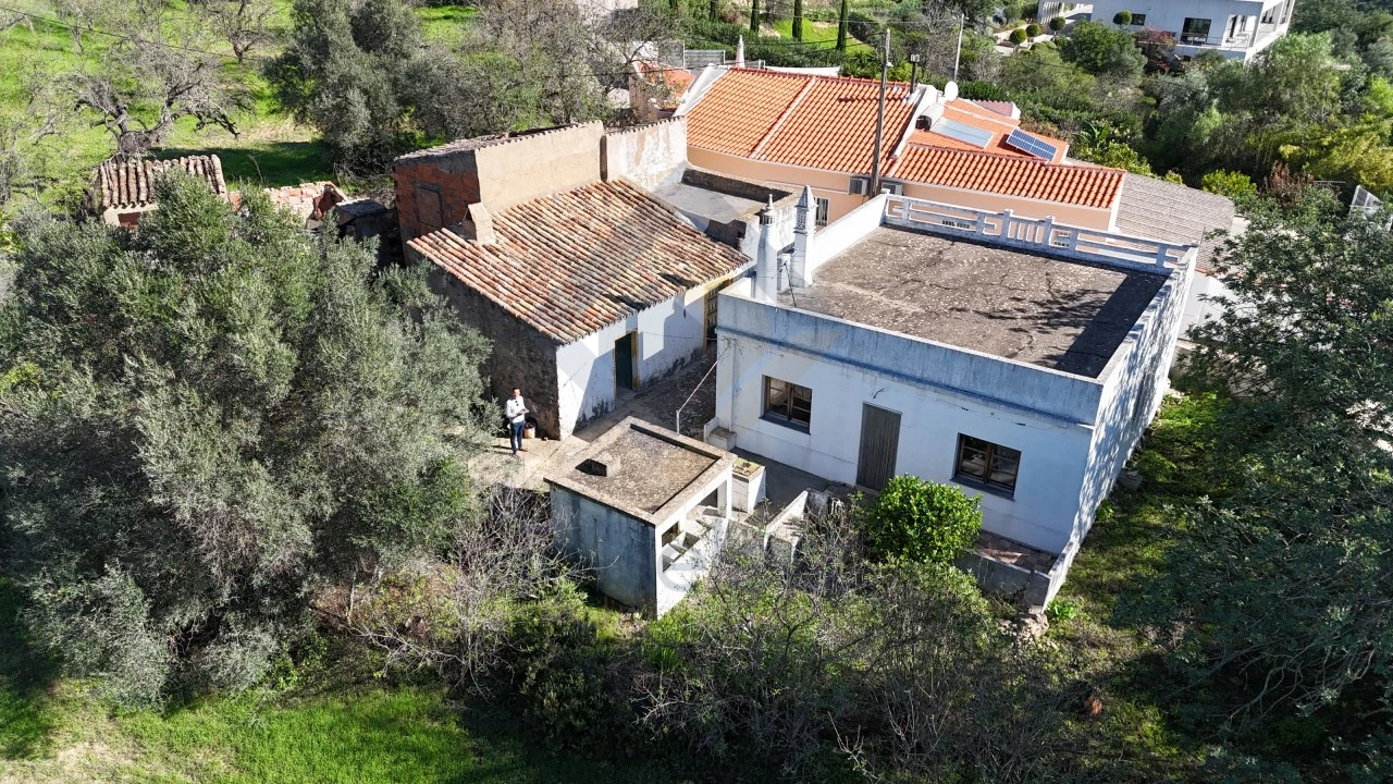 Moradia T2 para Venda em Loule (São Sebastião) Foto 31