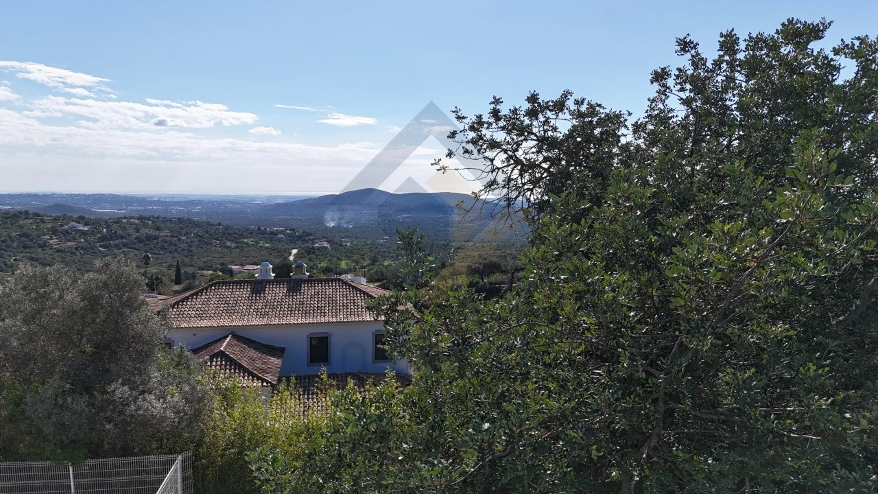 Moradia T2 para Venda em Loule (São Sebastião) Foto 35