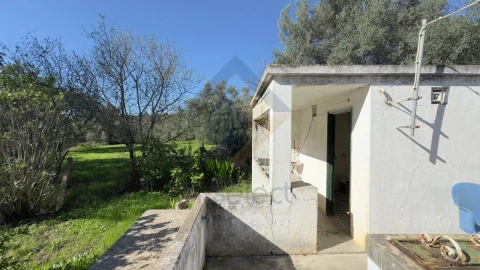 Moradia T2 para Venda em Loule (São Sebastião)