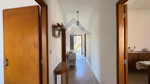 Moradia T2 para Venda em Loule (São Sebastião)