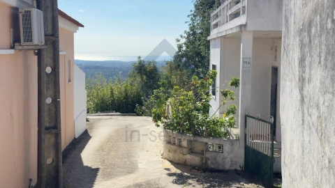 Moradia T2 para Venda em Loule (São Sebastião)