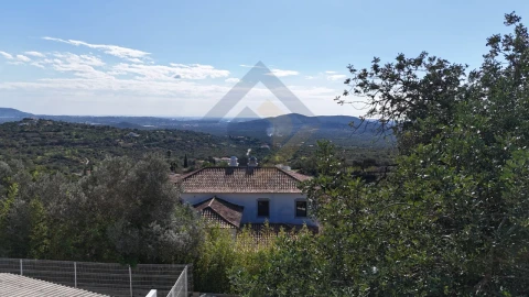 Moradia T2 para Venda em Loule (São Sebastião)