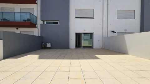 Apartamento T1 para Venda em Atouguia da Baleia