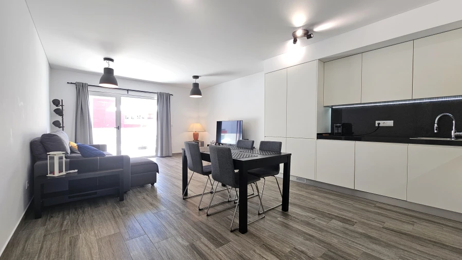 Apartamento T1 para Venda em Atouguia da Baleia Foto 4