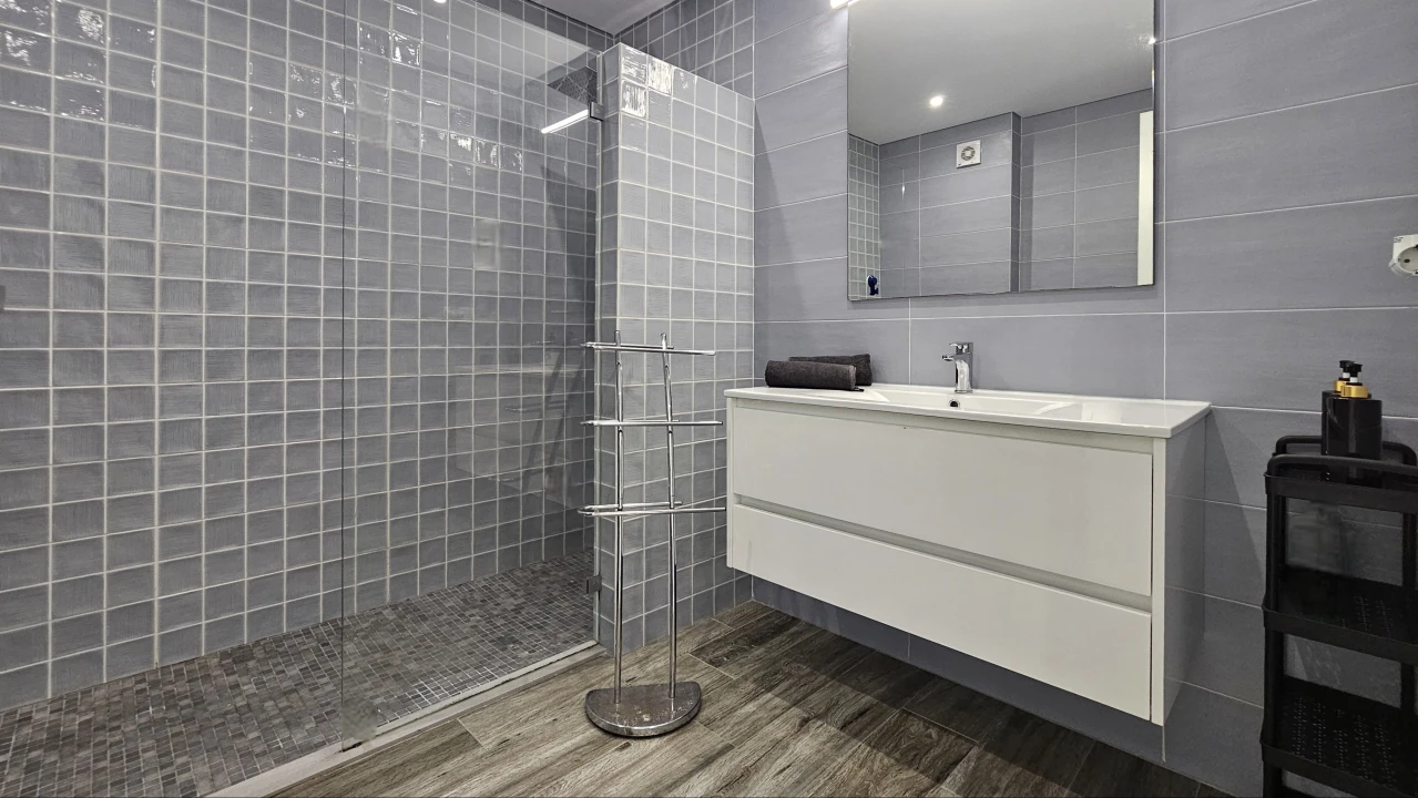 Apartamento T1 para Venda em Atouguia da Baleia Foto 16