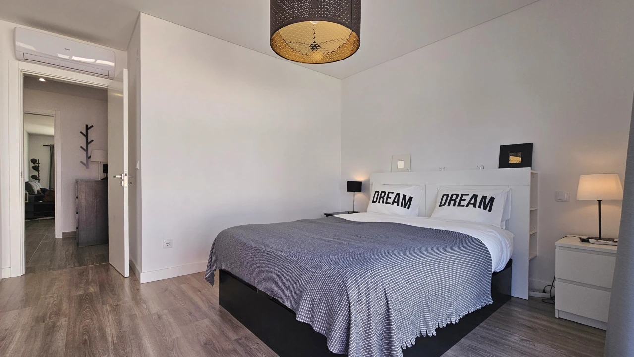 Apartamento T1 para Venda em Atouguia da Baleia Foto 14